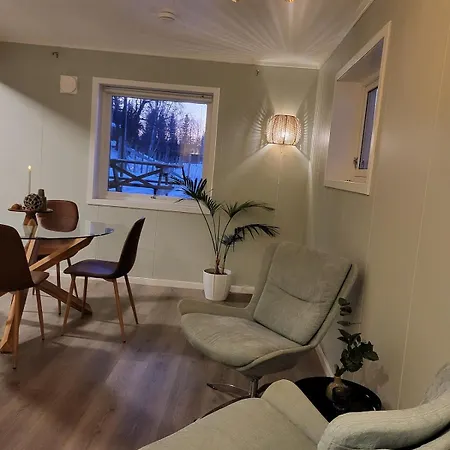 Lyngen 5-beds With Dryingroom And Sauna-rental Apartament