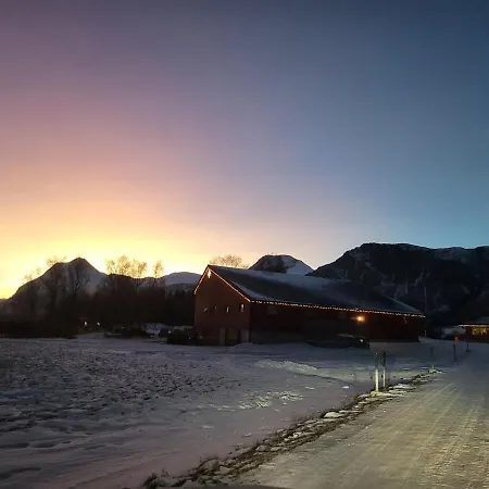 Apartman Lyngen 5-beds With Dryingroom And Sauna-rental