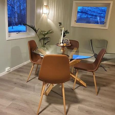 Lyngen 5-beds With Dryingroom And Sauna-rental Apartman *