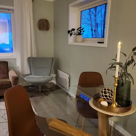 Lyngen 5-beds With Dryingroom And Sauna-rental Apartament