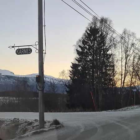 Apartment Lyngen 5-beds With Dryingroom And Sauna-rental Oksvik
