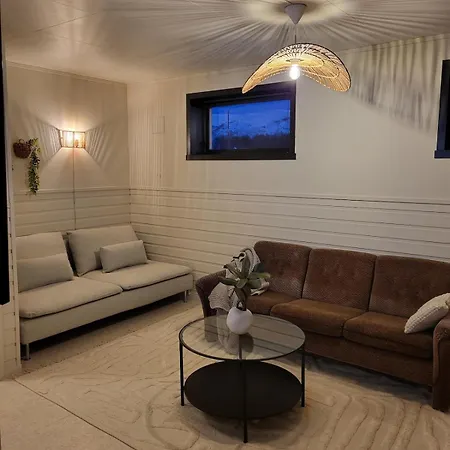 Apartment Lyngen 5-beds With Dryingroom And Sauna-rental